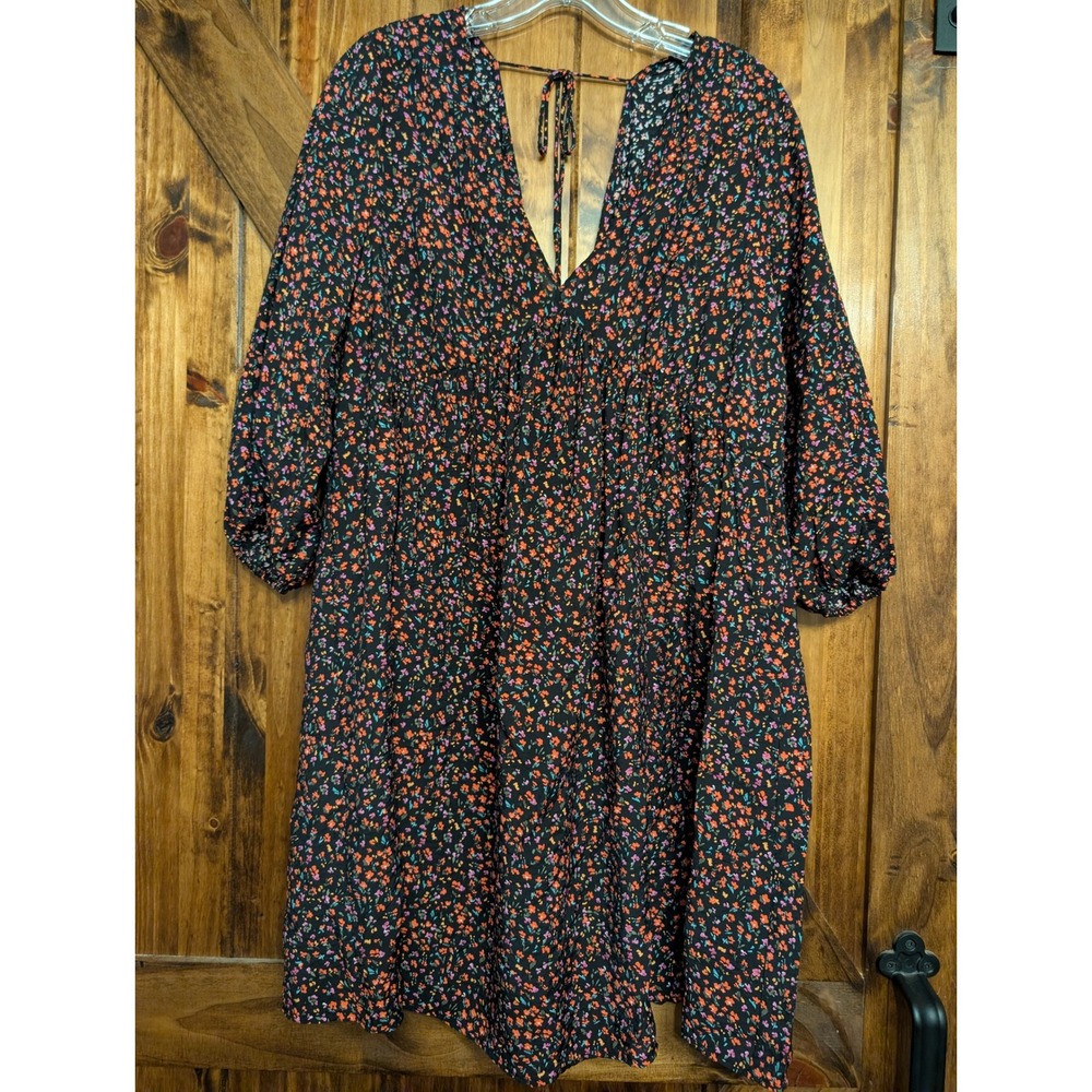 H&M Black Ditsy Floral V-Neck Empire Waist Balloon Sleeve Mini Dress Medium